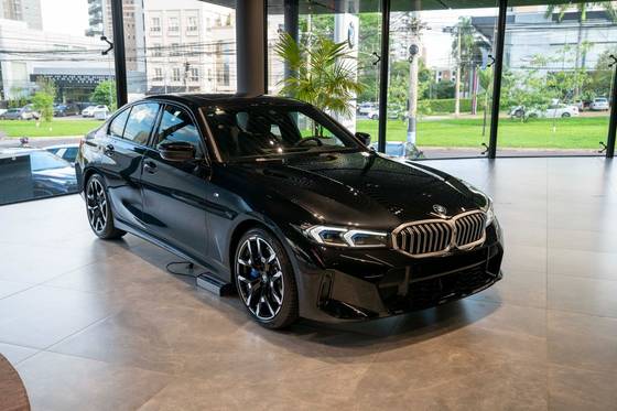 BMW 320i 2.0 16V TURBO FLEX M SPORT AUTOMÁTICO BMW 320i 2.0 16V TURBO FLEX M SPORT AUTOMÁTICO
